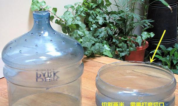如何将饮水桶改造成音箱？